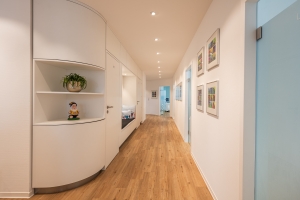 Braunschweiger Zahnarzt Mike Fieger - Flur