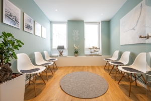 Braunschweiger Zahnarzt Mike Fieger - Wartezimmer